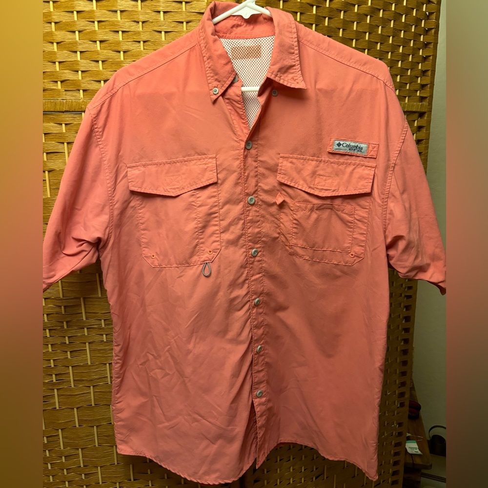 Men’s Columbia fishing shirt size M